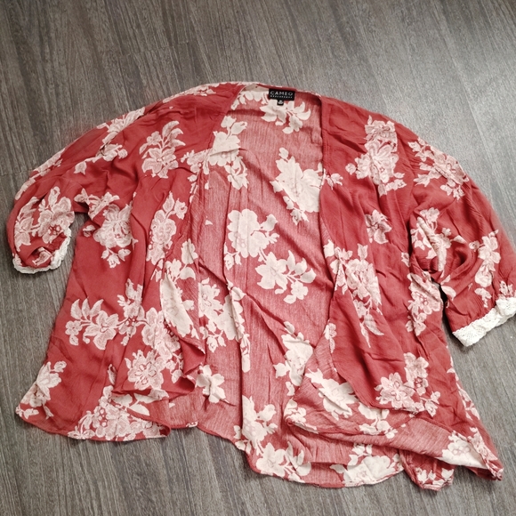 cameo Tops - Cameo Floral Blouse in Red and Cream